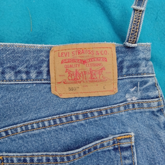 Levi's 550 Jeans Classic Relaxed Women's Relaxed Fit Tapered Leg Size 14 L Blue - Picture 5 of 8